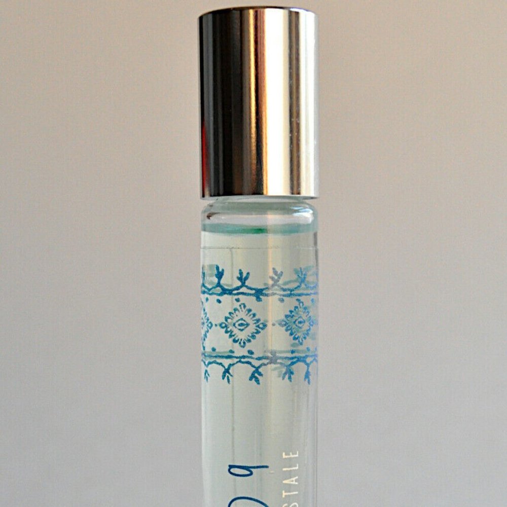 Cloud 9 Perfume by Aeropostale, Roll On - Picture 1 of 4